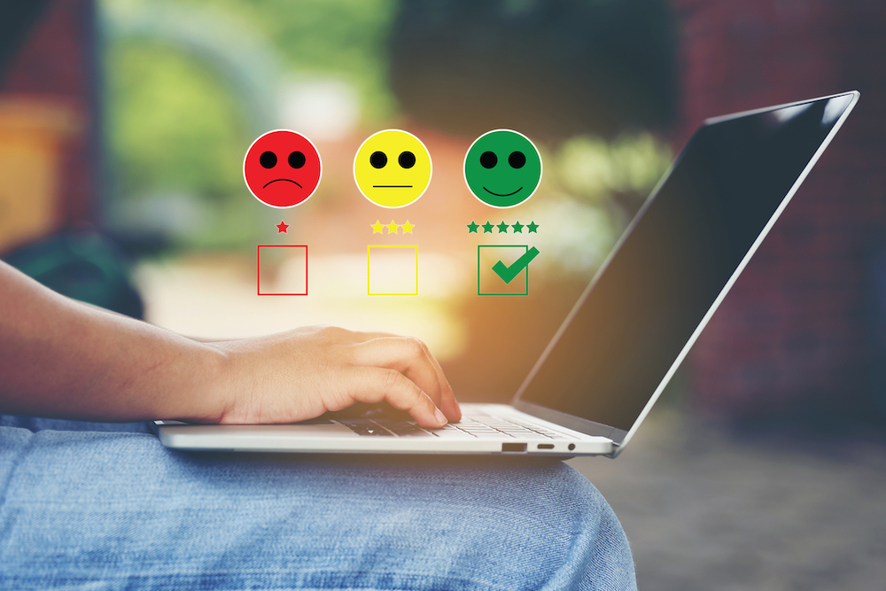 dreamstime_ratingstartlaptop.jpg - IRM360